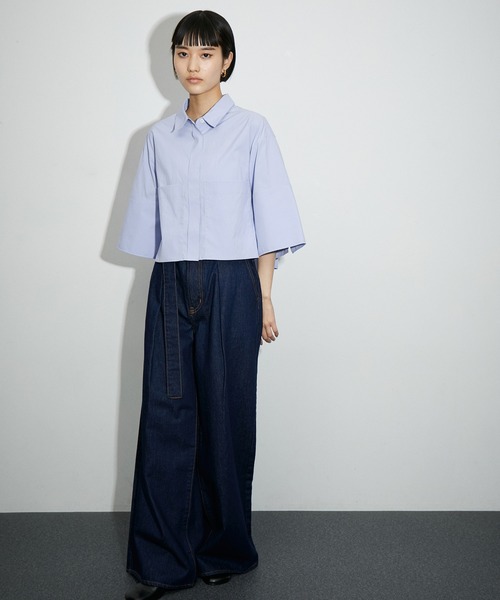 ADAM ET ROPE'（アダムエロペ）の「【サステナブル】ワイドスリーブクロップドシャツ（シャツ/ブラウス・レディース・ホワイト/サックスブルー・FREE）」の13枚目の写真