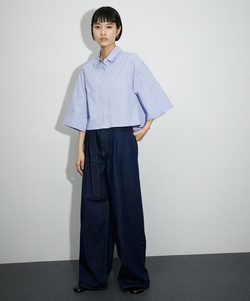 ADAM ET ROPE'（アダムエロペ）の「【サステナブル】ワイドスリーブクロップドシャツ（シャツ/ブラウス・レディース・ホワイト/サックスブルー・FREE）」の7枚目の写真