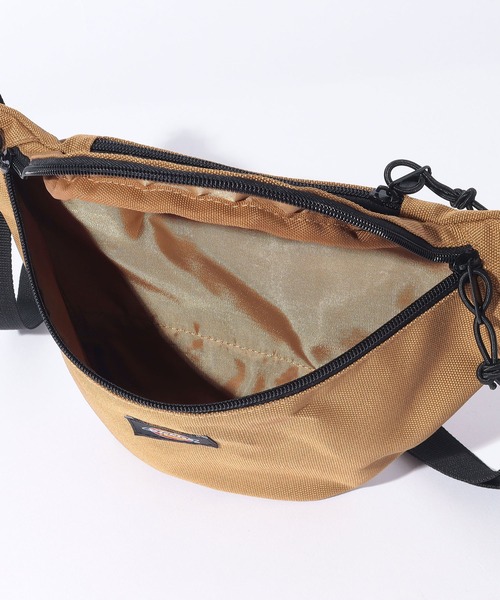 Dickies（ディッキーズ）の「Dickies　AUTHENTIC MINI WAIST BAG（ボディバッグ/ウエストポーチ・メンズ・ブラック/ベージュ/オレンジ/カーキ・FREE）」の19枚目の写真
