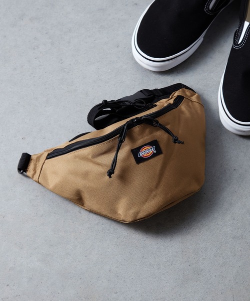 Dickies（ディッキーズ）の「Dickies　AUTHENTIC MINI WAIST BAG（ボディバッグ/ウエストポーチ・メンズ・ブラック/ベージュ/オレンジ/カーキ・FREE）」の5枚目の写真
