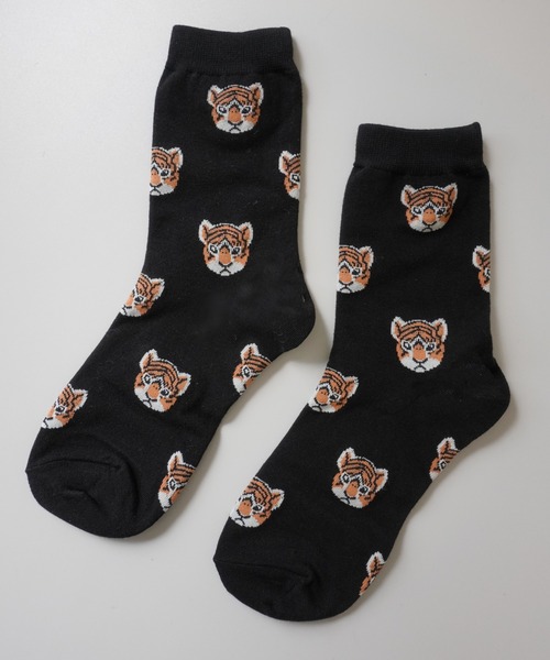 Port(ポート)の「トラ柄 グラフィックデザイン ソックス / クルーソックス(ソックス/靴下・レディース・ピンク/グレー/ブラック/グリーン/アイボリー/グレー系その他/ホワイト系その他/ブラック系その他/レッド/パープル/ブルー/オレンジ/ライム/ベージュ・FREE)」の3枚目の写真