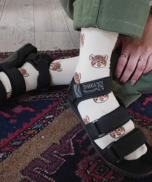 Port(ポート)の「トラ柄 グラフィックデザイン ソックス / クルーソックス(ソックス/靴下・レディース・ピンク/グレー/ブラック/グリーン/アイボリー/グレー系その他/ホワイト系その他/ブラック系その他/レッド/パープル/ブルー/オレンジ/ライム/ベージュ・FREE)」の18枚目の写真