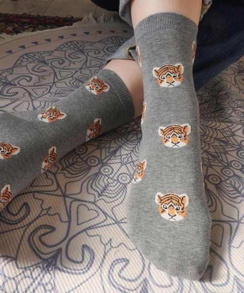 Port(ポート)の「トラ柄 グラフィックデザイン ソックス / クルーソックス(ソックス/靴下・レディース・ピンク/グレー/ブラック/グリーン/アイボリー/グレー系その他/ホワイト系その他/ブラック系その他/レッド/パープル/ブルー/オレンジ/ライム/ベージュ・FREE)」の22枚目の写真