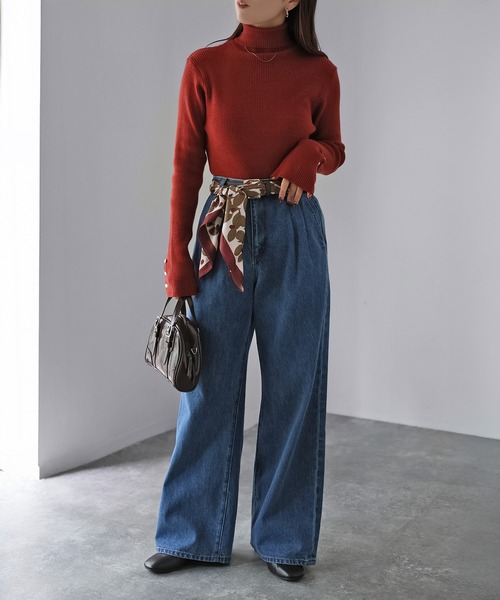 Riberry（リベリー）の「袖ボタンリブタートルニット（ニット/セーター・レディース・ブラック/ブルー/ライトグレー/イエロー/グリーン/オフホワイト/レッド/ブラウン/グリーン系1/レンガ/ホワイト×ブラック・FREE）」の22枚目の写真