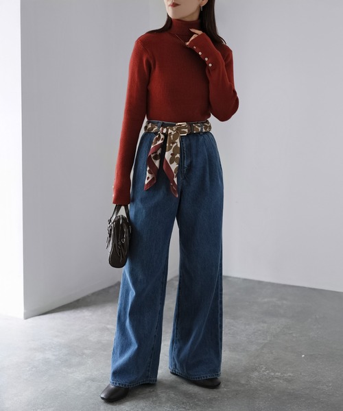 Riberry（リベリー）の「袖ボタンリブタートルニット（ニット/セーター・レディース・ブラック/ブルー/ライトグレー/イエロー/グリーン/オフホワイト/レッド/ブラウン/グリーン系1/レンガ/ホワイト×ブラック・FREE）」の15枚目の写真