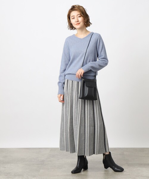 grove(グローブ)の「◆ラメフェザーVネックニット(ニット/セーター・レディース・ライトグレー系9/ブルー/ナチュラル/オフホワイト・02/03/05/01/04)」の19枚目の写真