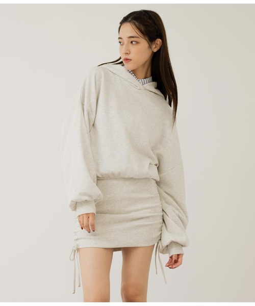 ANAP（アナップ）の「サイドギャザー裏毛パーカーワンピース（ワンピース・レディース・ブラック/オフホワイト/ライトグレー・FREE）」の16枚目の写真