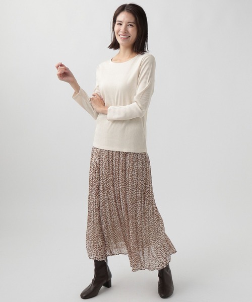 Elura（エルーラ）の「シルケットリブクループルオーバー（Tシャツ/カットソー・レディース・ブラック/ホワイト/ネイビー/ピンクベージュ・LARGE/MEDIUM）」の6枚目の写真