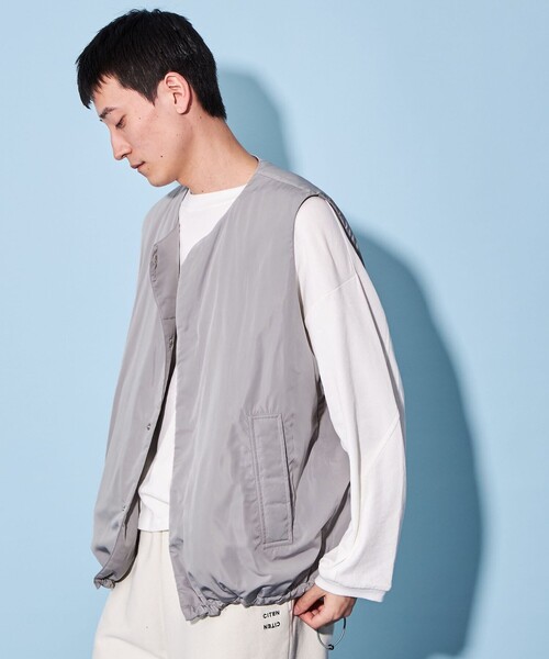 CITEN（シテン）の「＜CITEN＞ライト パデッド ベスト（ベスト・メンズ・ブラック/グレー・L/M）」の2枚目の写真