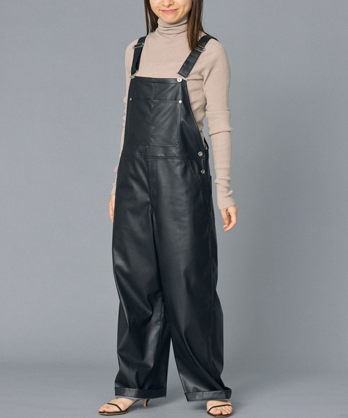 BABYLONE（バビロン）の「フェイクレザーオーバーオール（サロペット/オーバーオール・レディース・ブラック・フリー）」の4枚目の写真