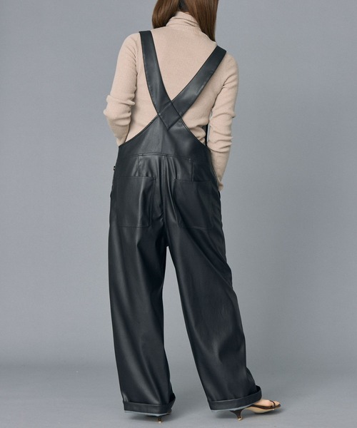 新品未使用 タグ付き BABYLONE バビロン フェイクレザーオーバーオール セール】フェイクレザーオーバーオール（サロペット