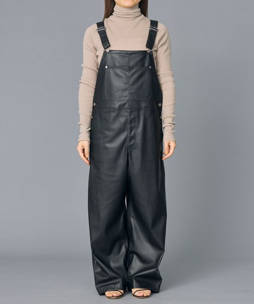 BABYLONE（バビロン）の「フェイクレザーオーバーオール（サロペット/オーバーオール・レディース・ブラック・フリー）」の7枚目の写真