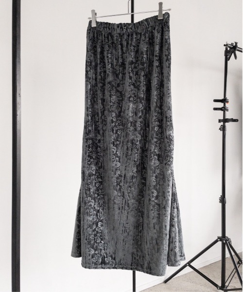 【セール】柄ベロアマーメイドスカート（スカート）｜Y/lim（イリム） 5,254円