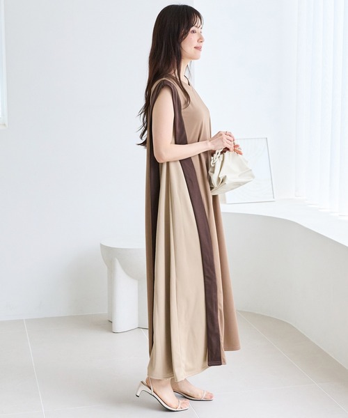 LAVEANGE(ラビアンジェ)の「【洗える】バイカラーノースリーブワンピース(ワンピース・レディース・ブラック/ネイビー/ベージュ/ブラウン・5L/4L/3L/LL/M)」の14枚目の写真