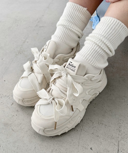 SOLLON.(ソルロン)の「ダブルリボンダッドソール厚底スニーカー(スニーカー・レディース・アイボリー/ブラック/ベージュ・23.5cm/24.5cm/22.5cm)」の14枚目の写真