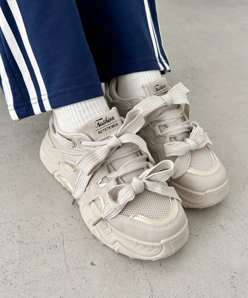 SOLLON.(ソルロン)の「ダブルリボンダッドソール厚底スニーカー(スニーカー・レディース・アイボリー/ブラック/ベージュ・23.5cm/24.5cm/22.5cm)」の10枚目の写真