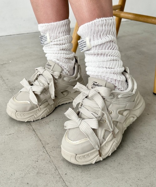SOLLON.(ソルロン)の「ダブルリボンダッドソール厚底スニーカー(スニーカー・レディース・アイボリー/ブラック/ベージュ・23.5cm/24.5cm/22.5cm)」の7枚目の写真