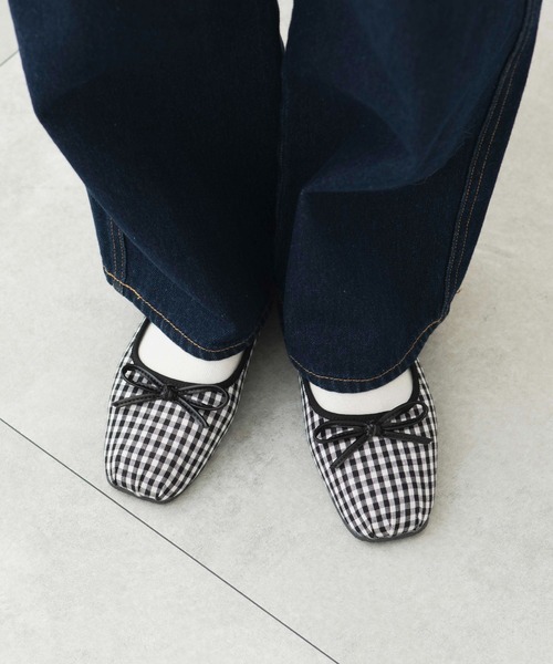 WEGO（ウィゴー）の「WEGO/ベルト付きスクエアバレエシューズ（バレエシューズ・レディース・シルバー/その他1/ピンク/ブラック・MEDIUM/LARGE）」の4枚目の写真