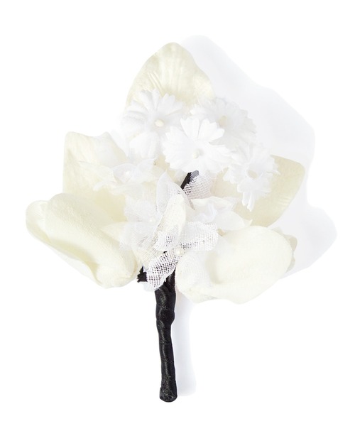 IRIS47（イリスフォーセブン）の「【IRIS 47】clara corsage CS7（ブローチ/コサージュ・レディース・ホワイト・FREE）」の3枚目の写真