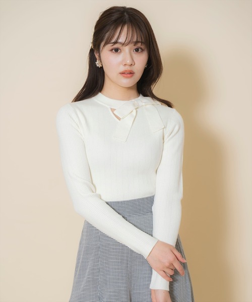 WILLSELECTION(ウィルセレクション)の「アシメリボンプルオーバー(ニット/セーター・レディース・ホワイト系その他/ブラック/オフホワイト・FREE)」の4枚目の写真