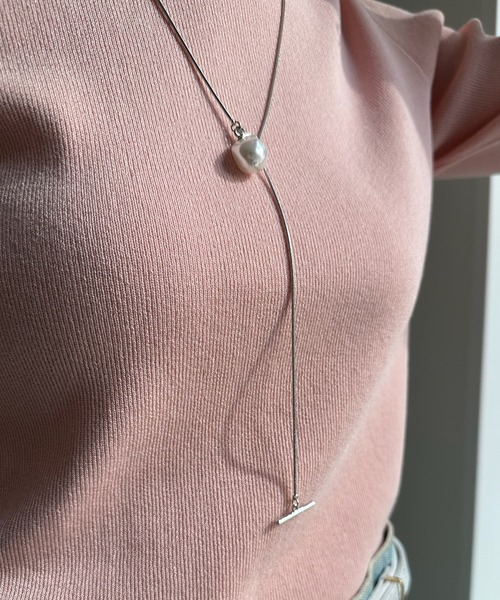 DouDou(ドゥドゥ)の「パールパーツスラッシュネックレス(ネックレス・レディース・シルバー/ゴールド・FREE)」の7枚目の写真