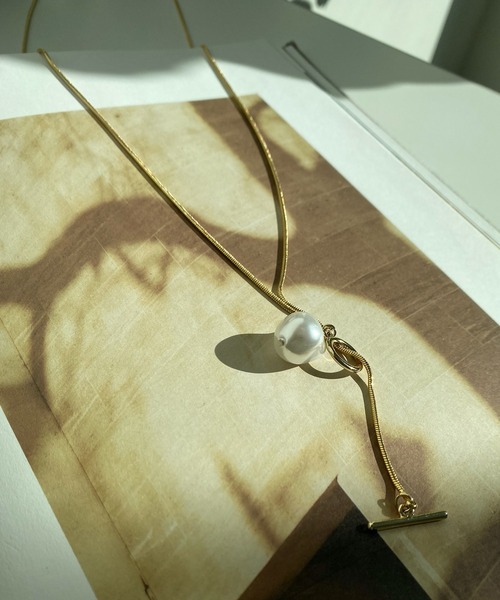 DouDou(ドゥドゥ)の「パールパーツスラッシュネックレス(ネックレス・レディース・シルバー/ゴールド・FREE)」の15枚目の写真