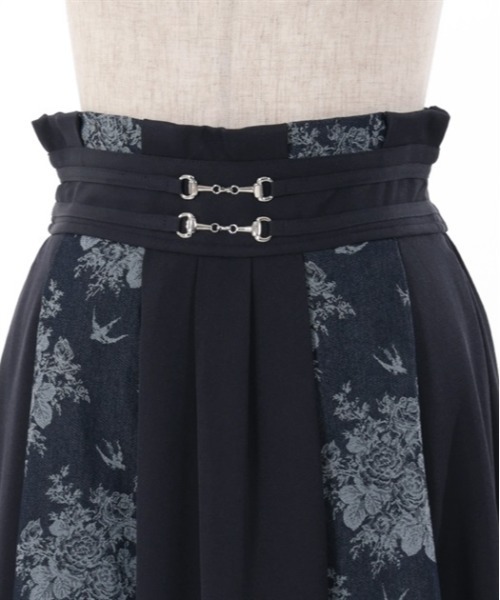 axes femme（アクシーズファム）の「燕×薔薇柄パッチワークスカート（スカート・レディース・ブルー/ブラック/ネイビー/グレー・FREE）」の13枚目の写真