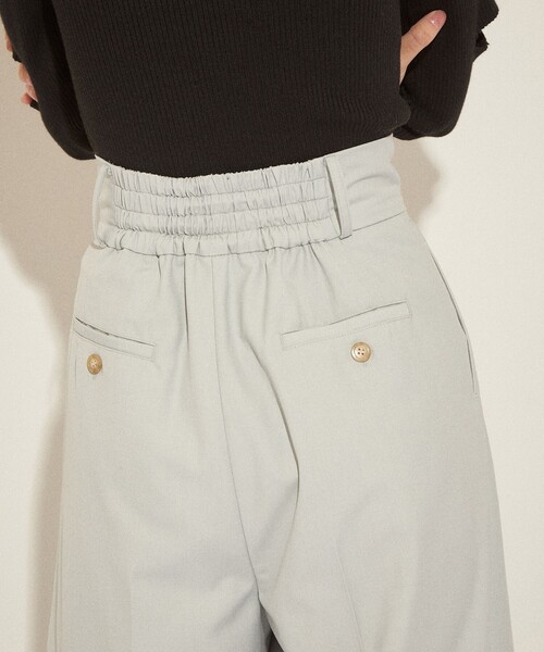 DEICY(デイシー)の「ハイウエストタックワイドパンツ(その他パンツ・レディース・アイボリー/ライトブルー・1/0)」の9枚目の写真