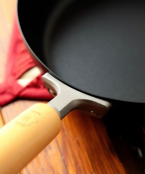 BEAMS JAPAN（ビームス　ジャパン）の「日本洋食器株式会社 / 匠JAPAN マグマプレート フライパン 20㎝（鍋/フライパン・レディース・その他・ONE SIZE）」の8枚目の写真
