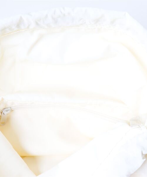 BEN DAVIS(ベンデイビス)の「《BEN DAVIS》NYLON DRAW STRING SHOULDER BAG(ショルダーバッグ・レディース・オフホワイト/ブラック/カーキ/ベージュ・FREE)」の12枚目の写真