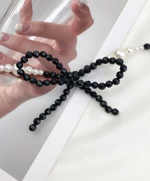 LAC-VERT（ラック・ヴェール）の「【スマホ対応】ビーズリボンストラップ（スマホグッズ・レディース・ブラック・FREE）」の6枚目の写真