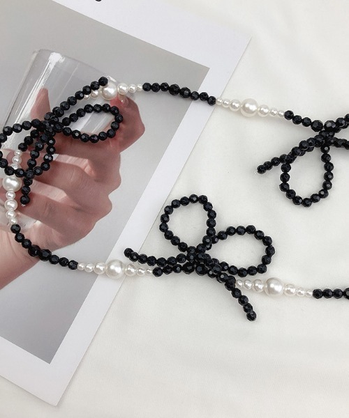 LAC-VERT（ラック・ヴェール）の「【スマホ対応】ビーズリボンストラップ（スマホグッズ・レディース・ブラック・FREE）」の3枚目の写真