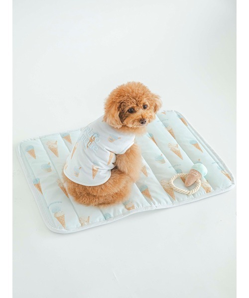 gelato pique（ジェラートピケ）の「【CAT&DOG】【販路限定商品】アイス柄COOLマット（ペット用クッション/マット・レディース・ブルー/ピンク・FREE）」の4枚目の写真