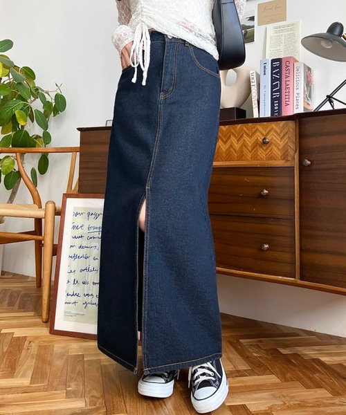 moment+(モーメントプラス)の「フロントスリットデニムスカート(デニムスカート・レディース・インディゴブルー/ブラック系その他/サックスブルー・S/L/M)」の14枚目の写真