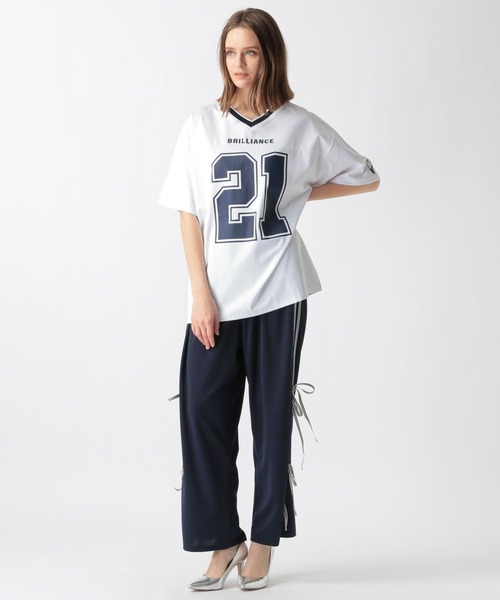 スウェットパンツです。ウエストに黒のリボンが付いています。 FOREVER 21（フォーエバー トゥエンティーワン）の「【2024SS