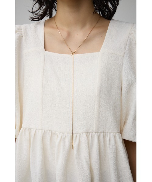 AZUL by moussy(アズールバイマウジー)の「フクレジャガードペプラムブラウス(Tシャツ/カットソー・レディース・アイボリー/ブラック・SMALL/MEDIUM)」の10枚目の写真