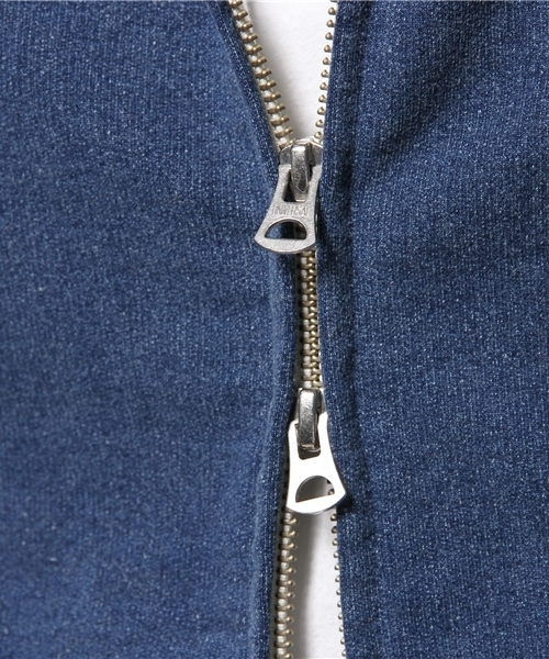 GLOSTER（グロスター）の「INDIGO裏毛パーカー（パーカー・メンズ・インディゴブルー・MEDIUM/LARGE）」の2枚目の写真