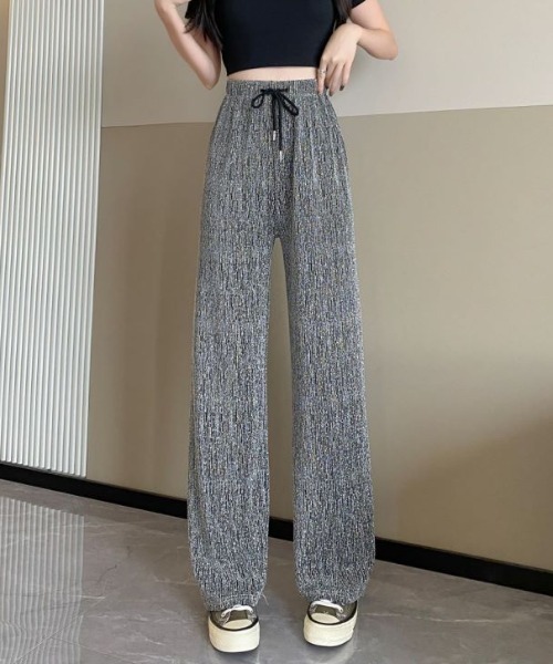 Diosfront（ディオスフロント）の「ラインストーンストレートセミワイドパンツ（その他パンツ・レディース・グレー/ブラック・FREE）」の7枚目の写真