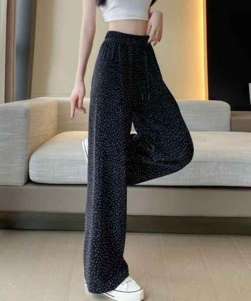 Diosfront（ディオスフロント）の「ラインストーンストレートセミワイドパンツ（その他パンツ・レディース・グレー/ブラック・FREE）」の22枚目の写真