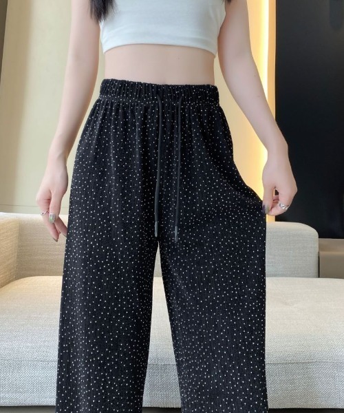 Diosfront（ディオスフロント）の「ラインストーンストレートセミワイドパンツ（その他パンツ・レディース・グレー/ブラック・FREE）」の15枚目の写真