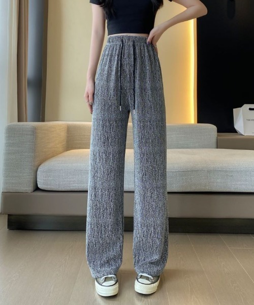Diosfront（ディオスフロント）の「ラインストーンストレートセミワイドパンツ（その他パンツ・レディース・グレー/ブラック・FREE）」の13枚目の写真