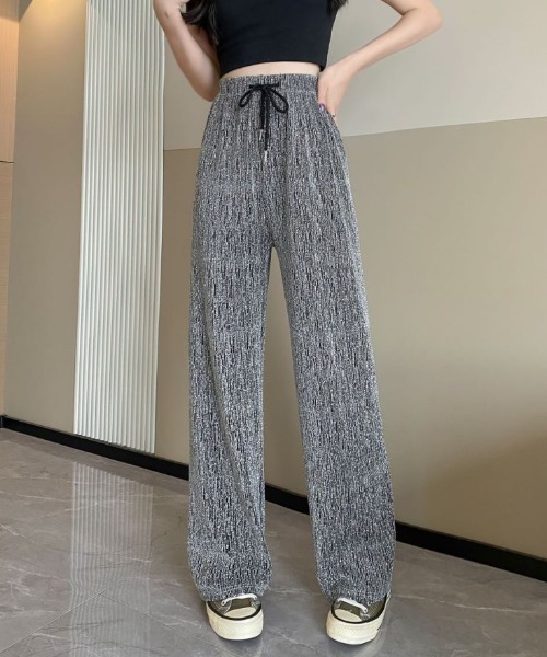 Diosfront（ディオスフロント）の「ラインストーンストレートセミワイドパンツ（その他パンツ・レディース・グレー/ブラック・FREE）」の11枚目の写真