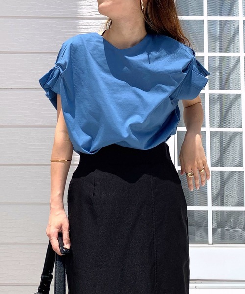 Q（キュー）の「ドライタッチコットン袖タックTシャツ（Tシャツ/カットソー・レディース・ブラック/ブルー/ホワイト・MEDIUM）」の5枚目の写真