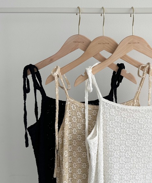 callautia(カラウティア)の「レイヤードフラワーレースキャミワンピース(レイヤード用)(ワンピース・レディース・ブラック/ベージュ/ホワイト・X-LARGE/LARGE/MEDIUM/SMALL)」の13枚目の写真