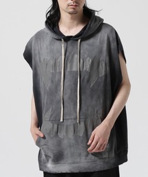 DANKE SCHON | DankeSchon/ダンケシェーン/SPRAYING PIGMENT NOSLEEVE HOODED FANG(パーカー)