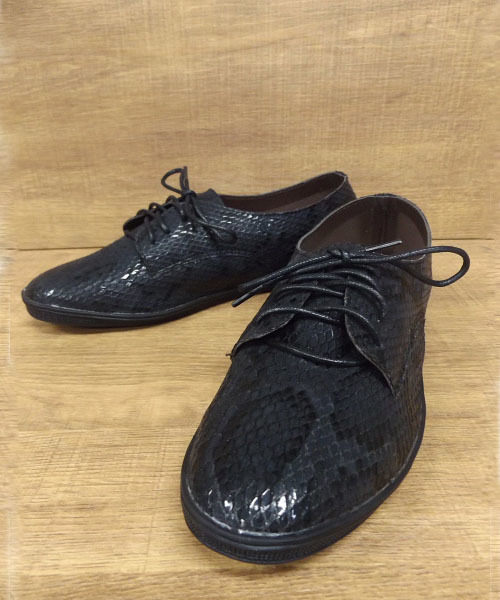 Noubel Voug Relax(ヌーベルヴォーグリラックス)の「Noubel Voug Relax(ヌーベル ヴォーグ リラックス)/柔らか素材 レースアップスニーカー(スニーカー・レディース・ブラック系その他/クリアブラック/パイソン・S/M/L/LL)」の1枚目の写真