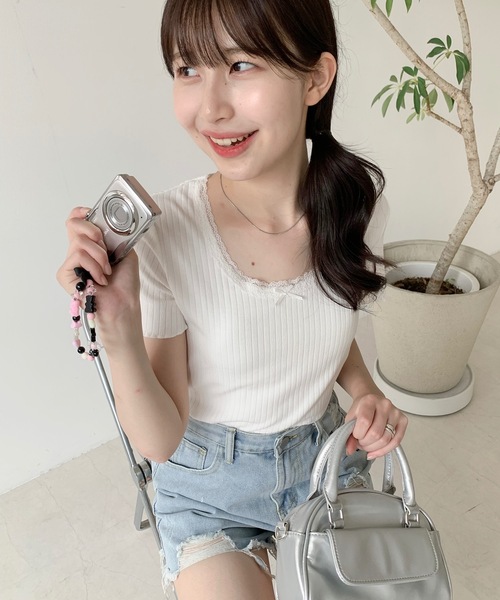 Teem Store(チームストア)の「チビリボン付き ネックレース Tシャツ(Tシャツ/カットソー・レディース・アイボリー/ホワイト・L/M/S)」の6枚目の写真