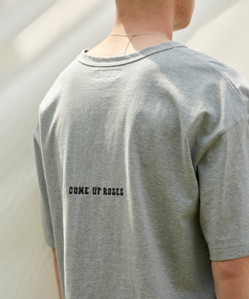 rehacer（レアセル）の「rehacer : Come Up CS / カムアップ ロゴ カットソー（Tシャツ/カットソー・メンズ・ブラック/グレー/ホワイト・MEDIUM/LARGE/X-LARGE/SMALL）」の8枚目の写真