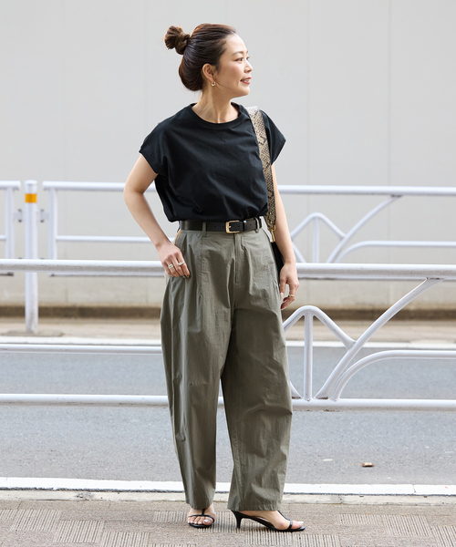 B.C STOCK(ベーセーストック)の「《追加》フレンチスリーブT(Tシャツ/カットソー・レディース・ホワイト/ブラック/ブラック系その他・FREE)」の4枚目の写真