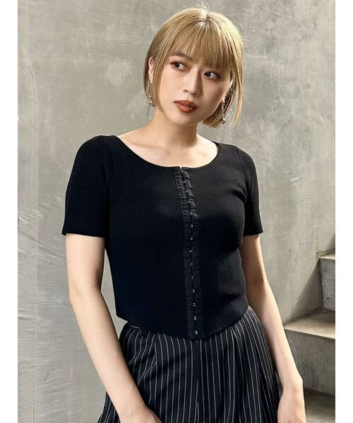 MURUA（ムルーア）の「ホックデザインハーフスリーブニット（ニット/セーター・レディース・ホワイト/レッド/ブラック・FREE）」の21枚目の写真